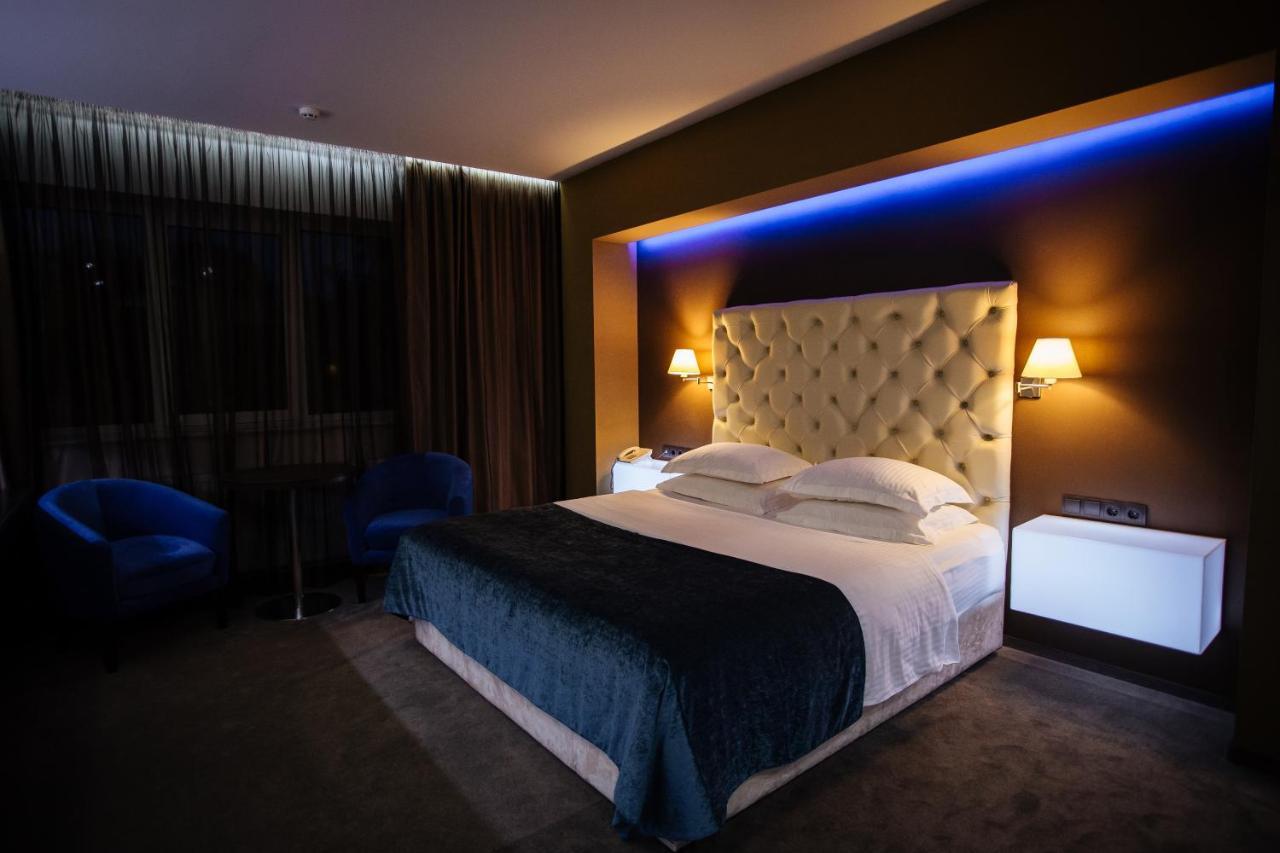 Lh Hotel&Spa Lviv Bagian luar foto