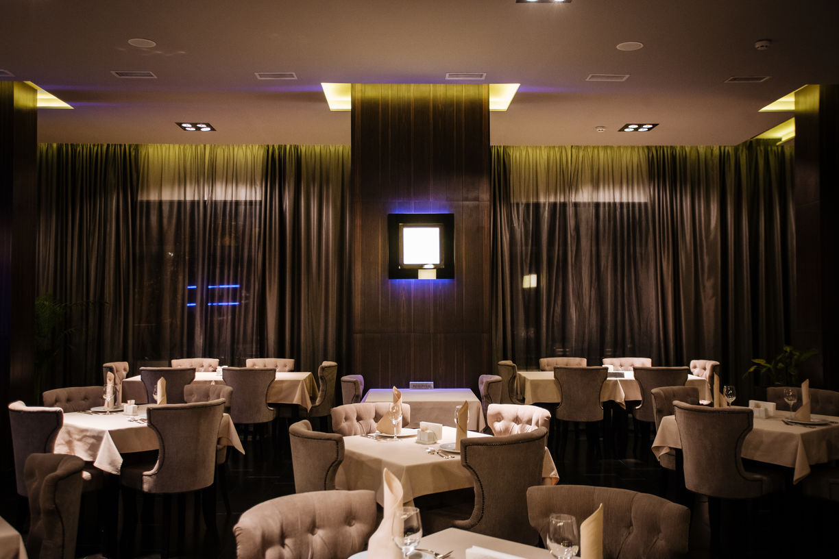 Lh Hotel&Spa Lviv Bagian luar foto